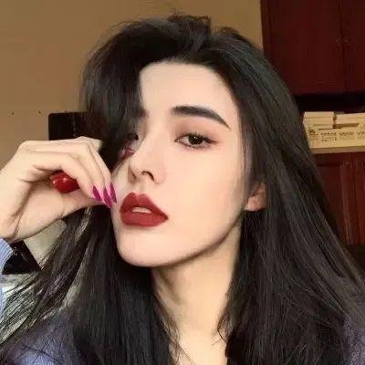 掏空家产,千金小姐去海岛寻夫